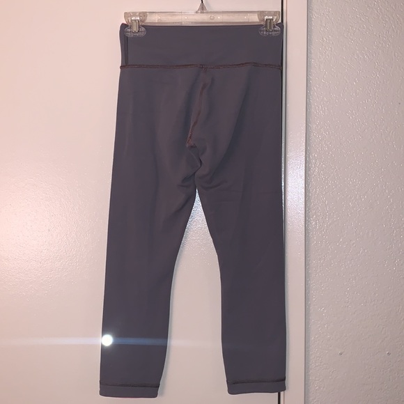 Lululemon Athletica Reversible Yoga Pants - Picture 5 of 12